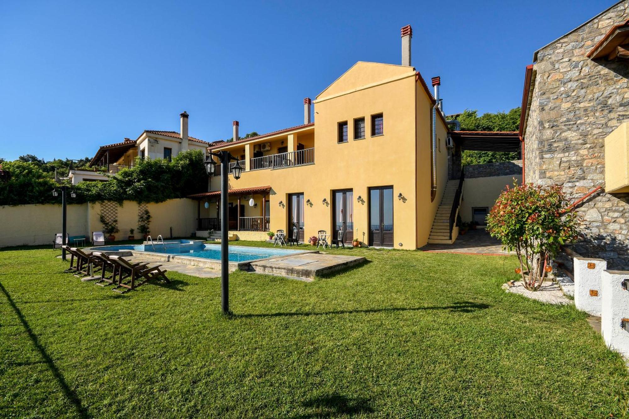 Guesthouse Amanitis Caesarea Skiti Exterior photo